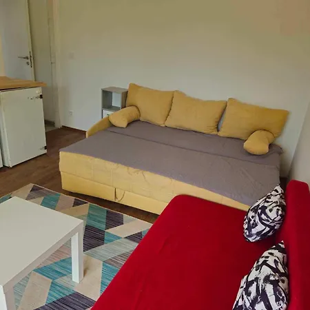 Taylorhazak Apartmán *